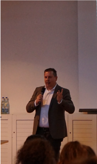 Prof. Dr. Nicholas Müller